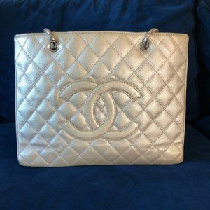 😍 Chanel champagne gold colored Grand Shopping Tote (GST) 😍